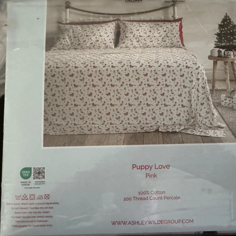 CATH KIDSTON”puppy love” king size sheet set!I have other sizes & patterns too🎄